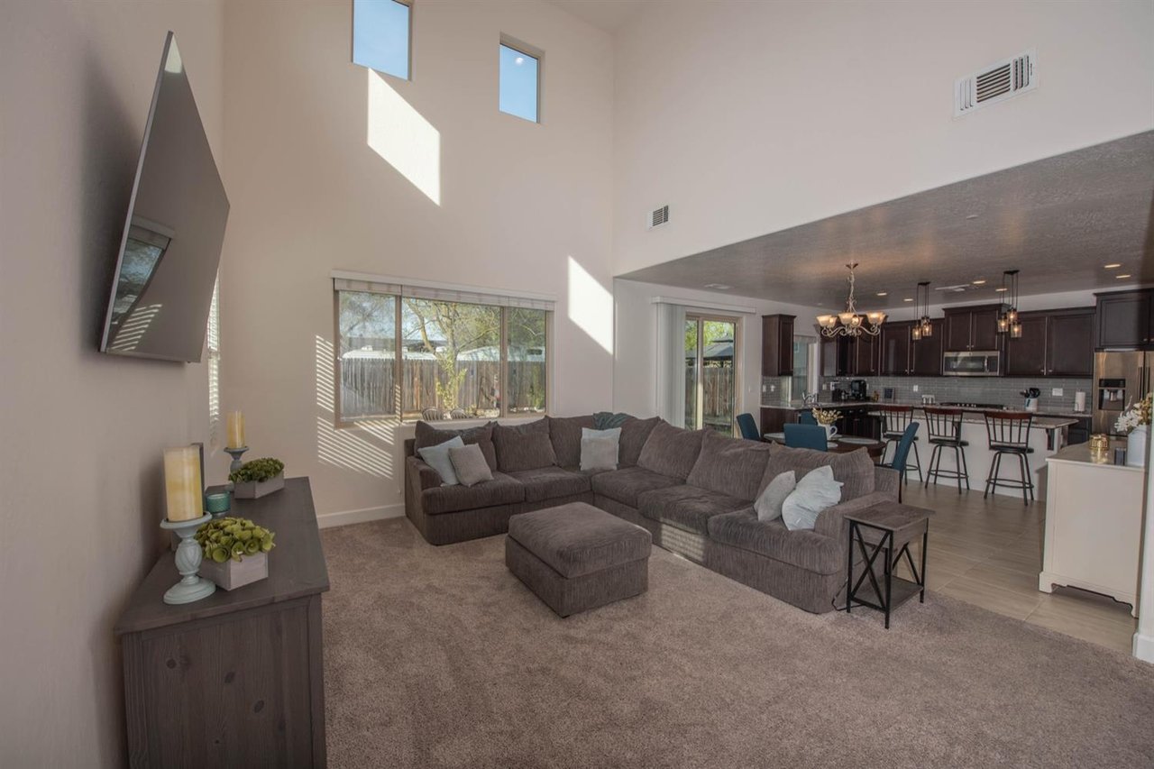 3447 Brimhall Ln