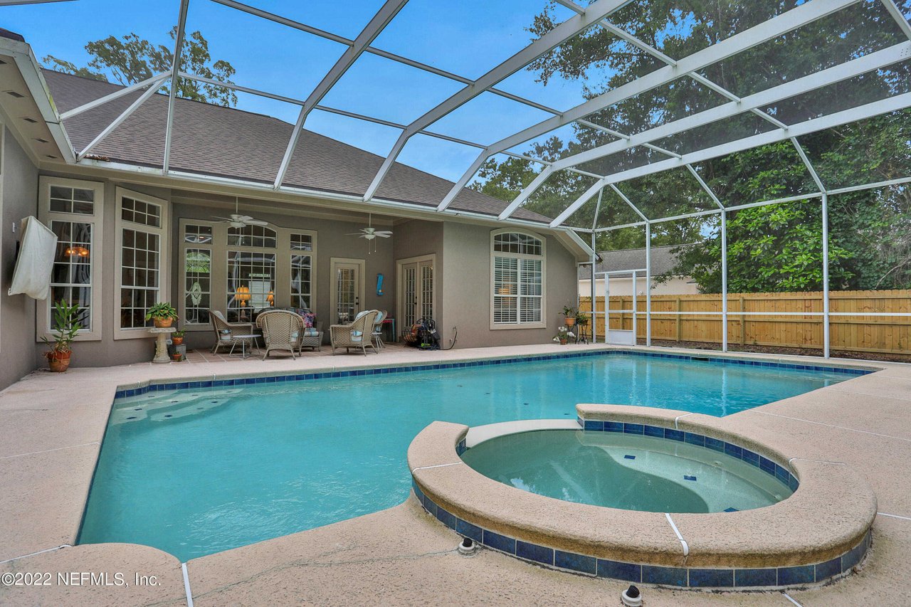 1236 CREEK BEND RD