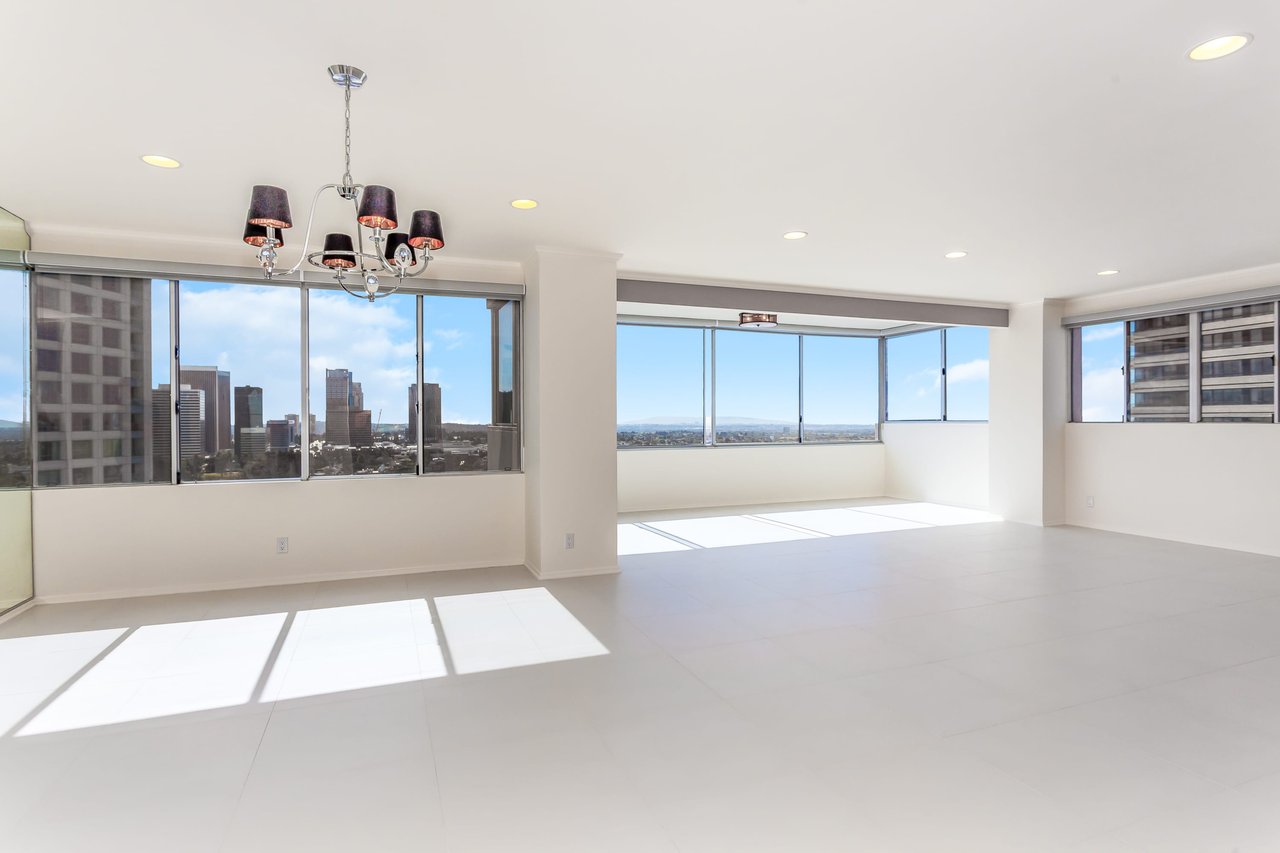 875 Comstock Avenue Unit 15D