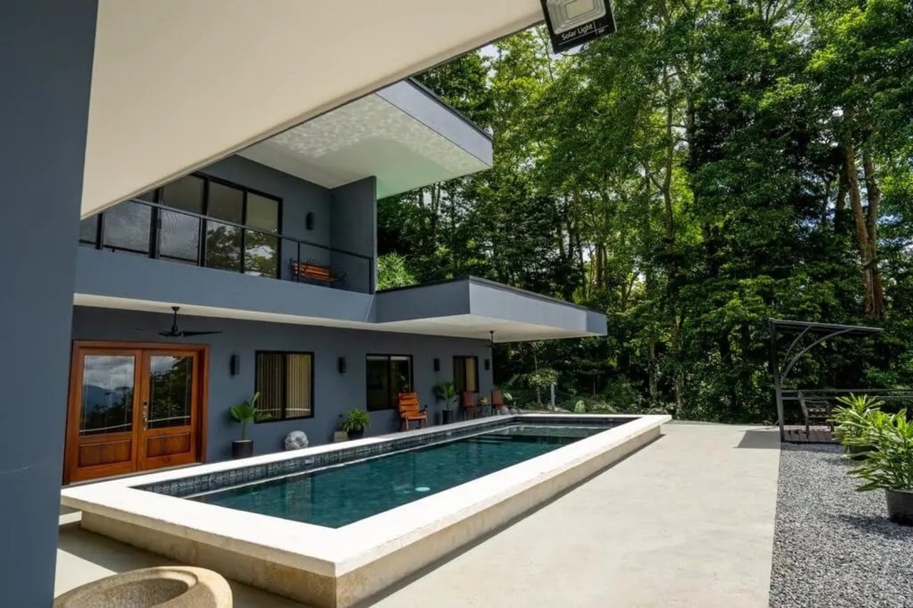 Tropical Villa with Guest Casita, Perez Zeledon, San Jose