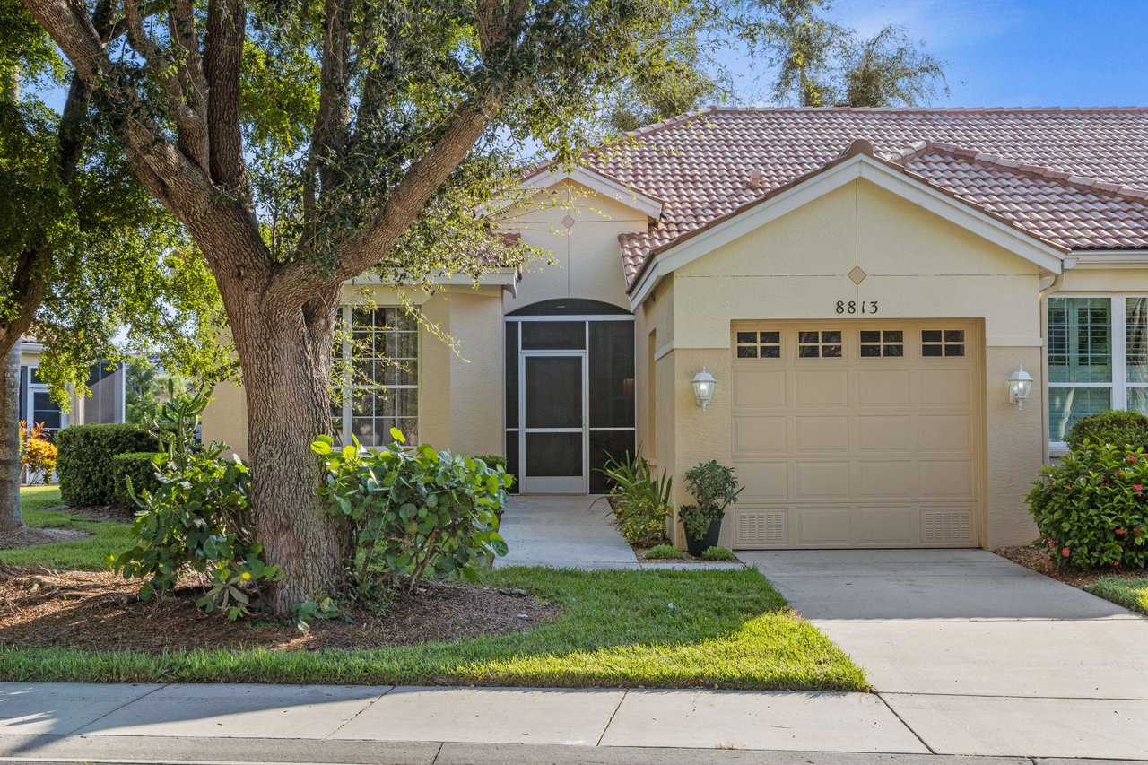 Lexington Carriage Home , 8813 Stockbridge Drive Fort Myers FL