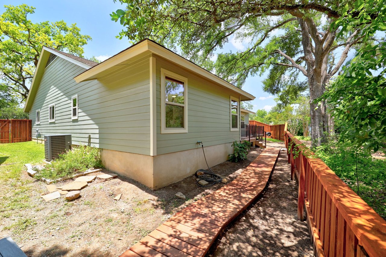 11903 Bobcat Trl, Austin, Texas 78750