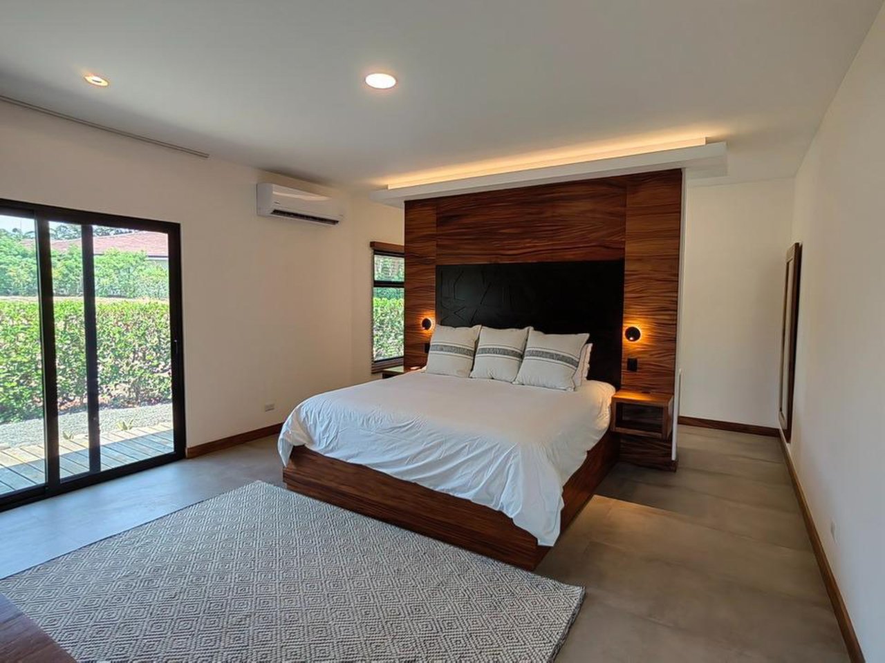 Contemporary Golf Front Home, Conchal, Guanacaste