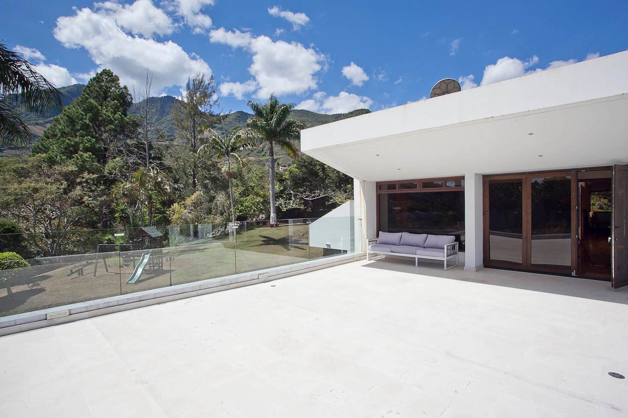 Hilltop Pool Estate Tennis Court, Escazu, San Jose