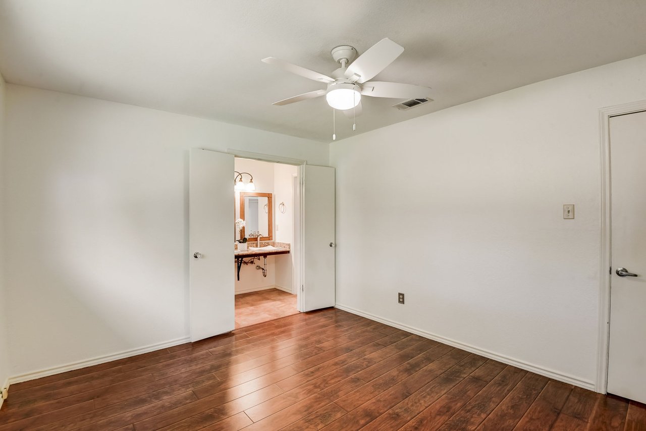 Transform this 1-Story Brushy Creek Home w/ a New Roof into Your Dream Oasis!