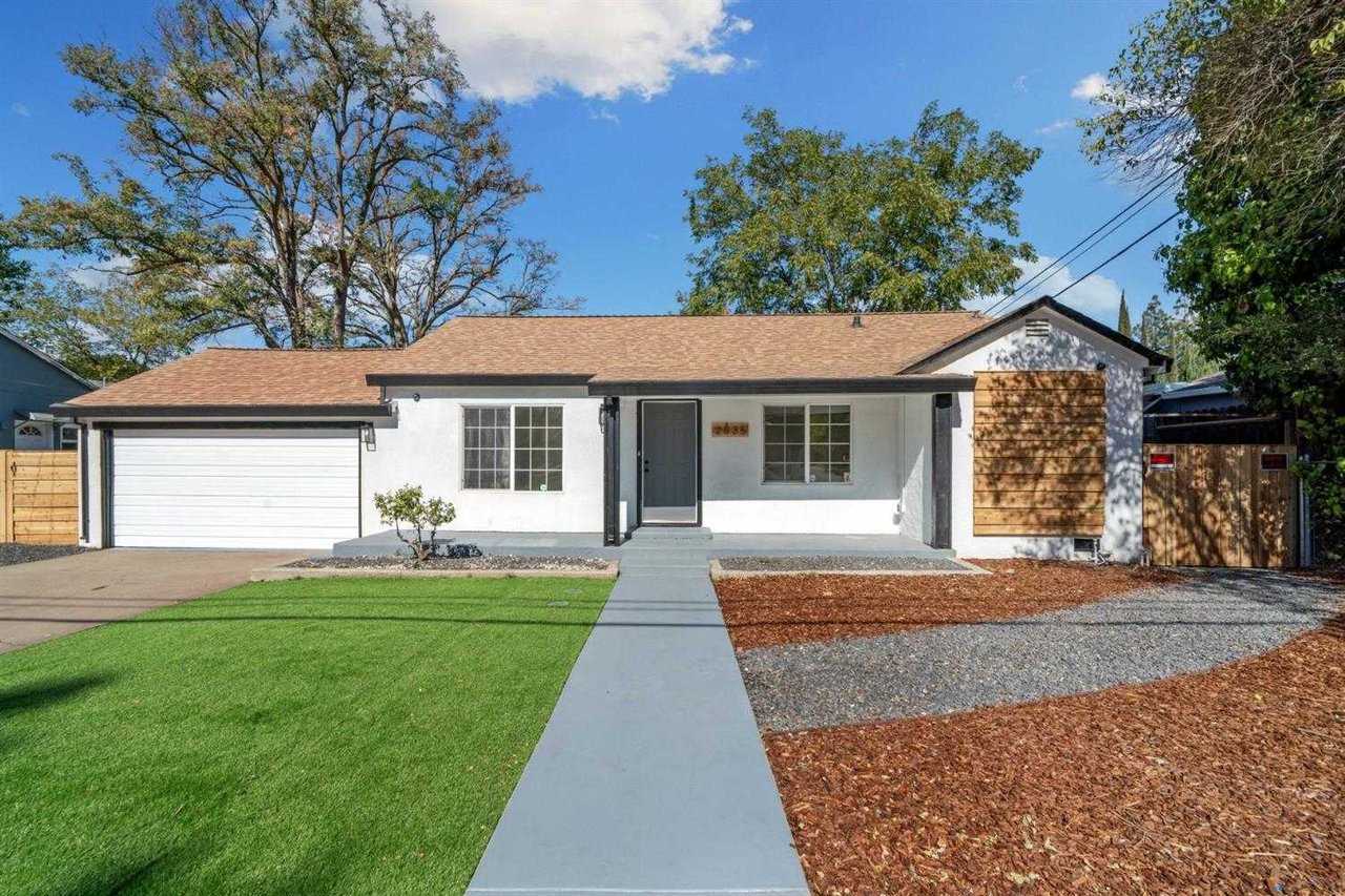 2835 Maison Way