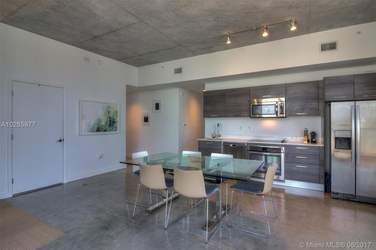 151 SE 1st St, #3211