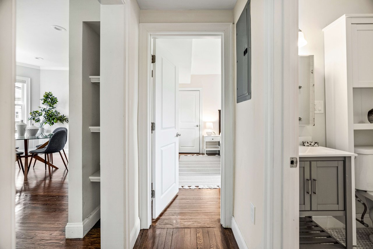 25 Granfield Ave Unit: 2