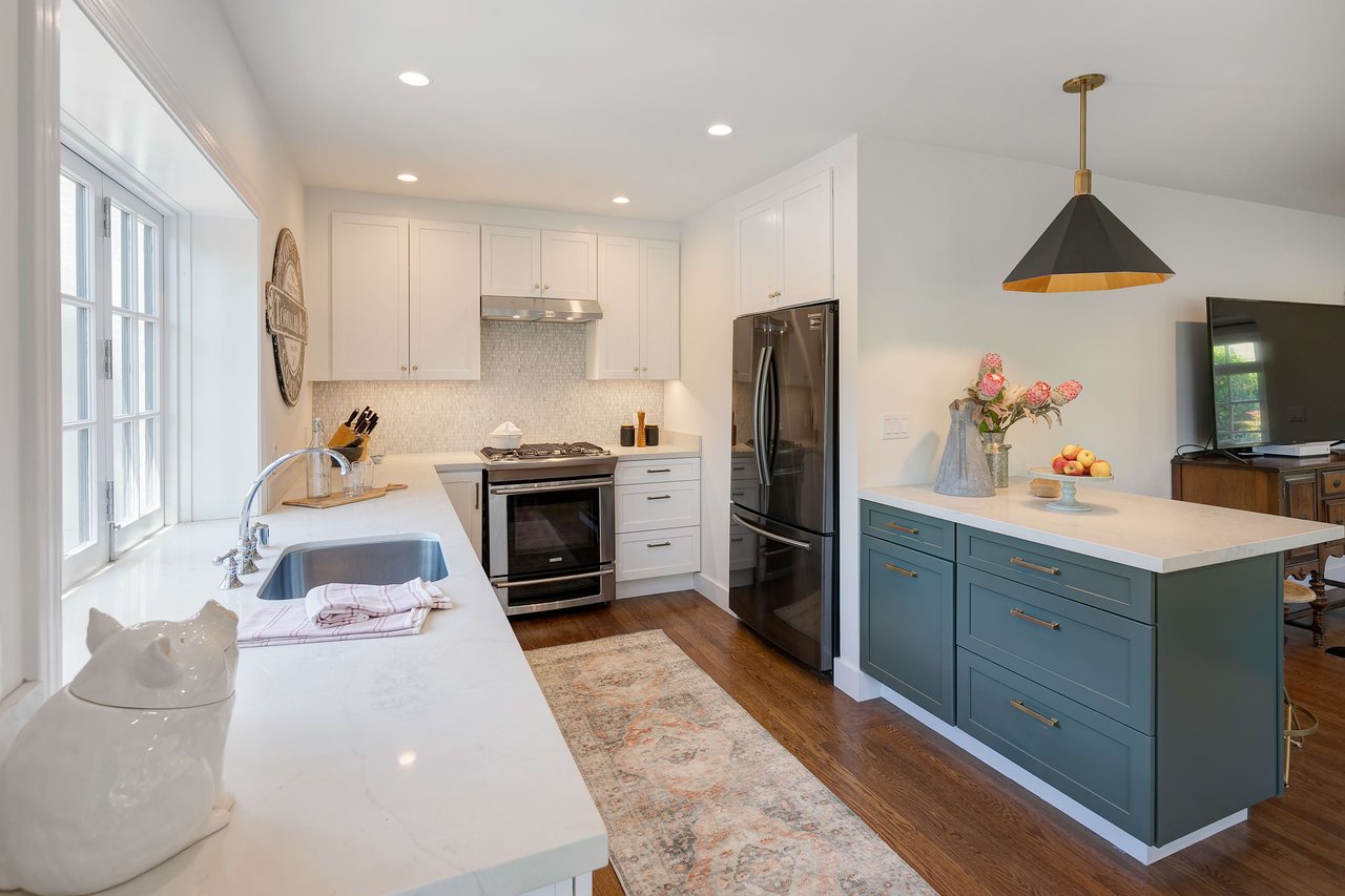 49 Rutherford Avenue, San Anselmo