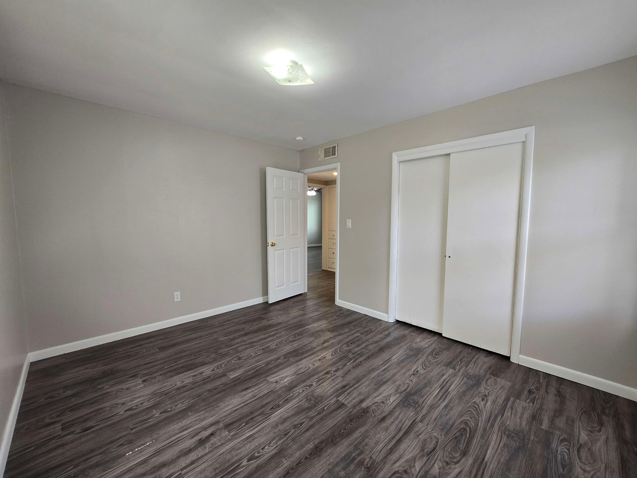 518 W Park 