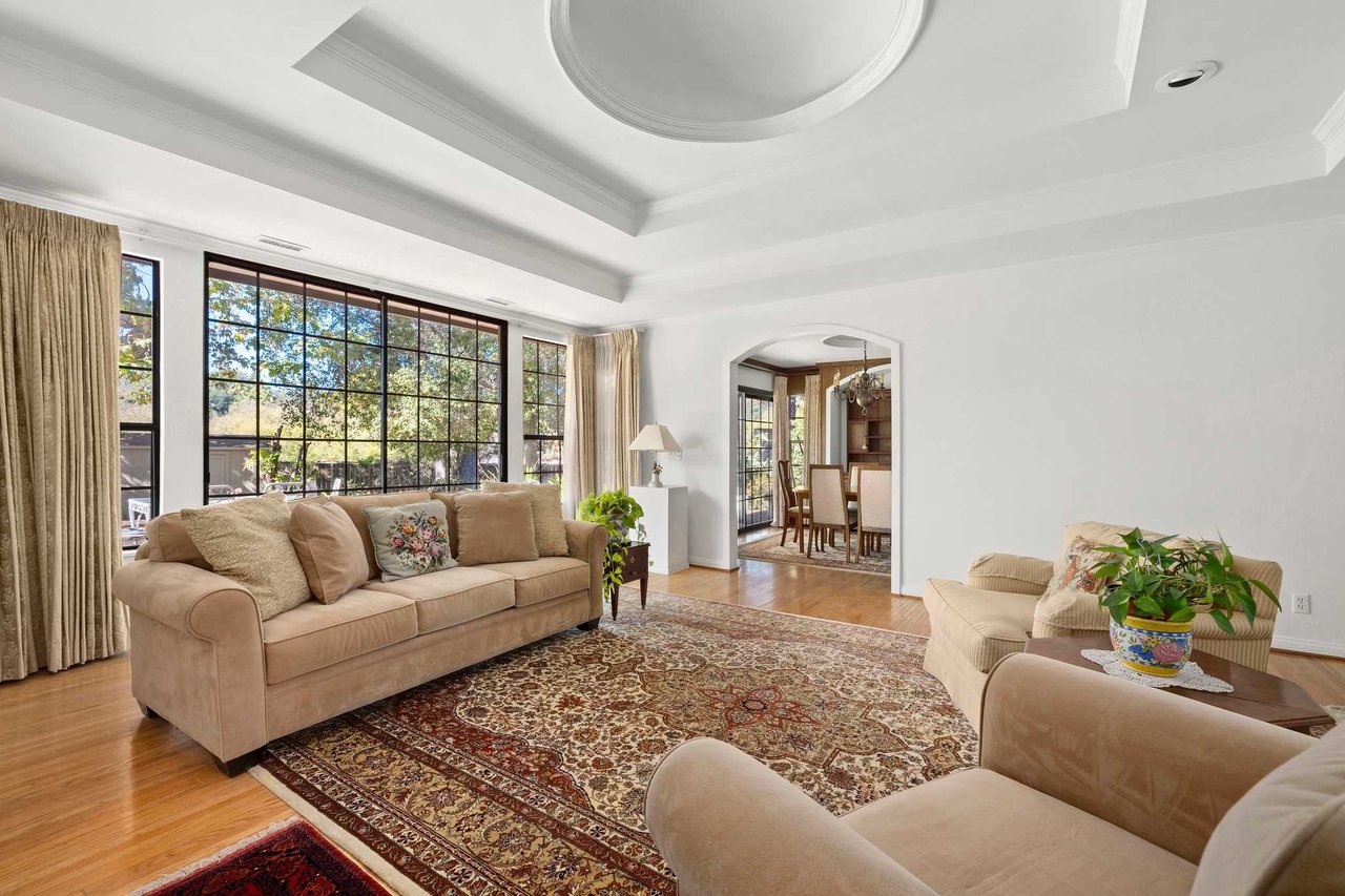 Charming Pacific Palisades Home for Sale