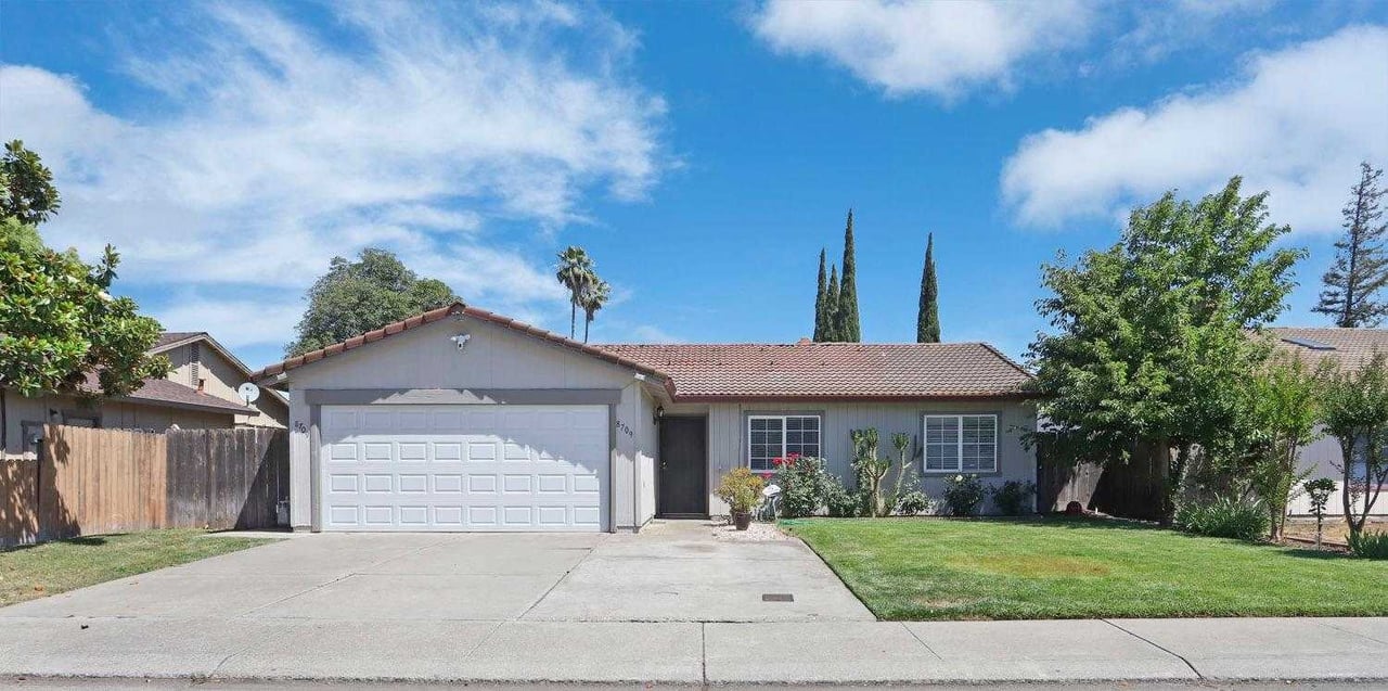 8709 Lansdowne Drive