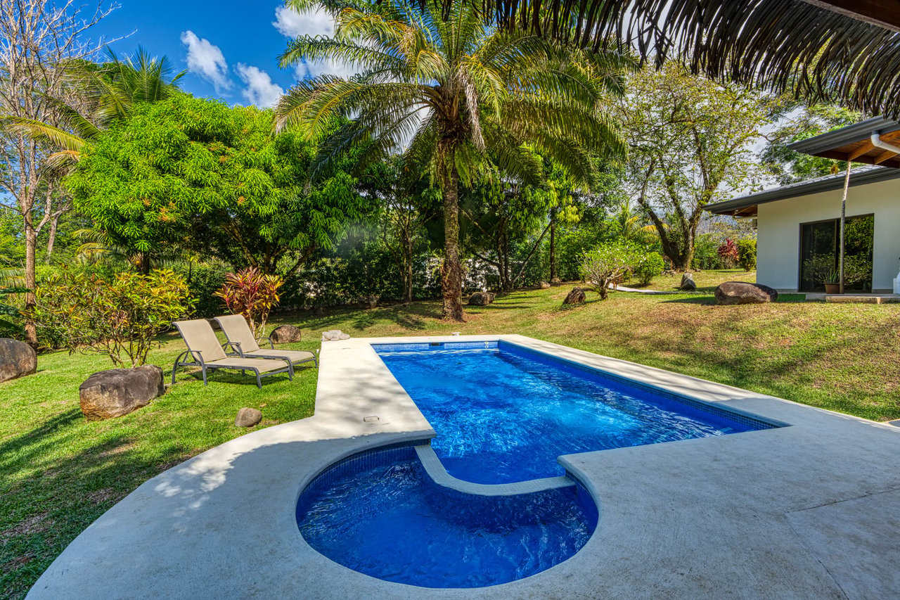 Tranquil Home with Fruit Trees and Space for Several Casitas