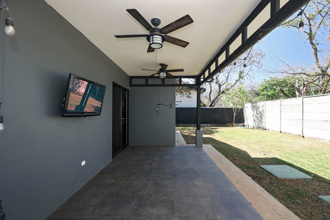 Industrial Loft Style Home, Guacima, Alajuela