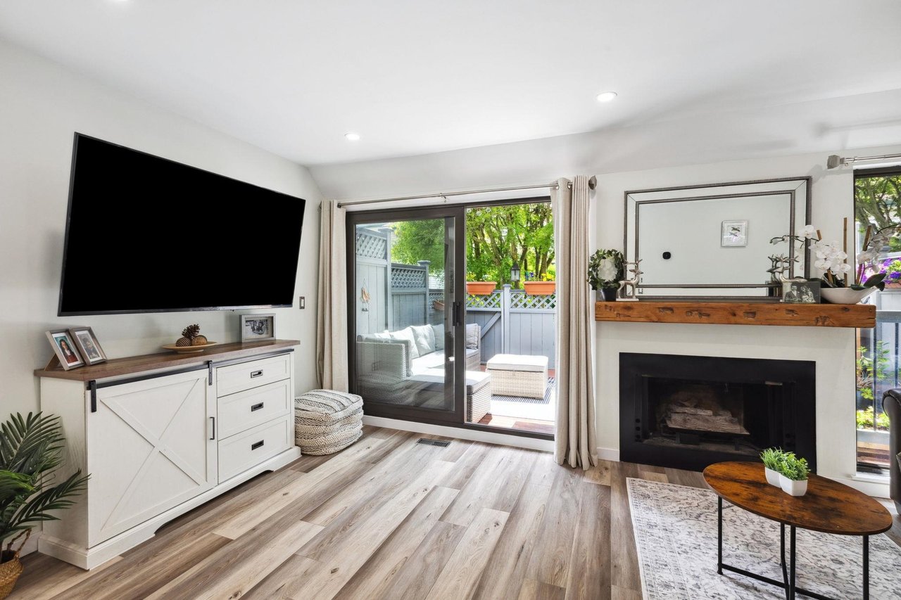 17-225 W 14th St