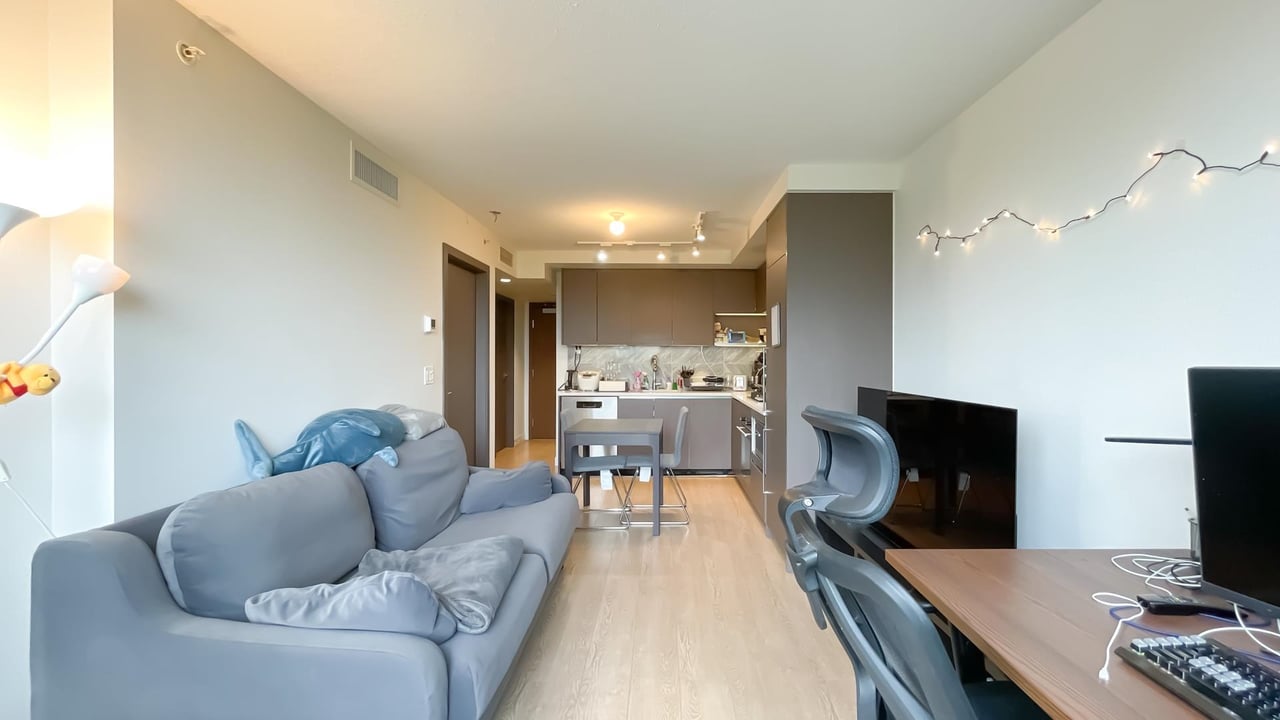 708-8988 Patterson Rd