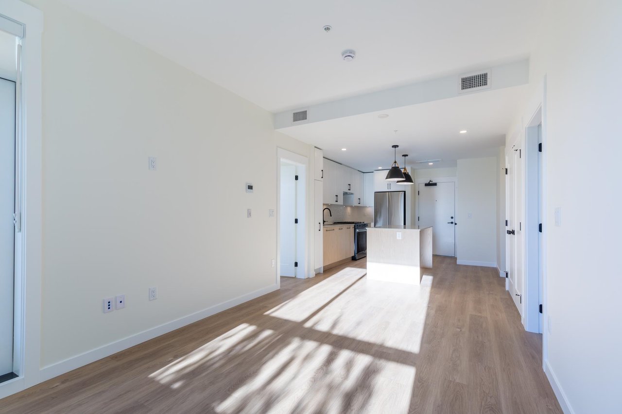 207-27218 Aldergrove Town Center Dr