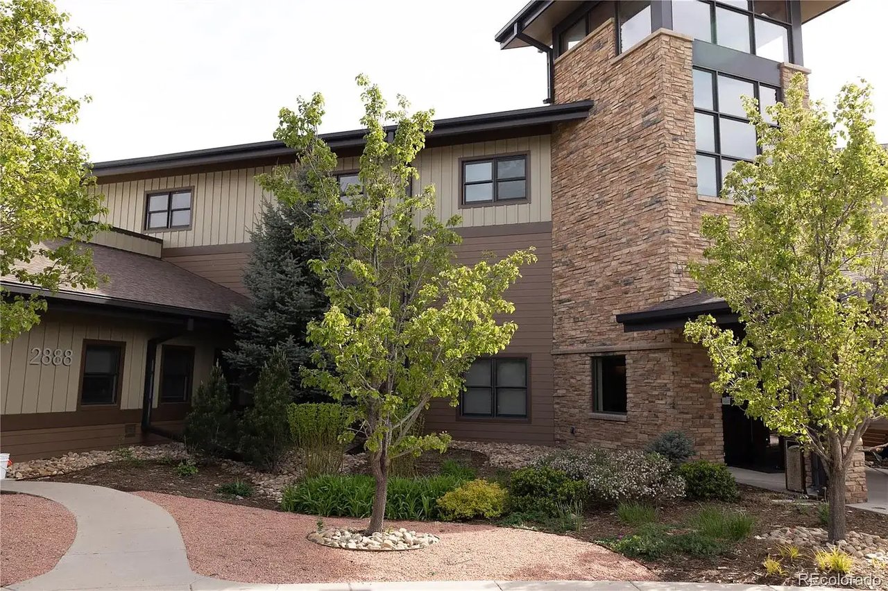 14390 E Marina Drive Unit 207
