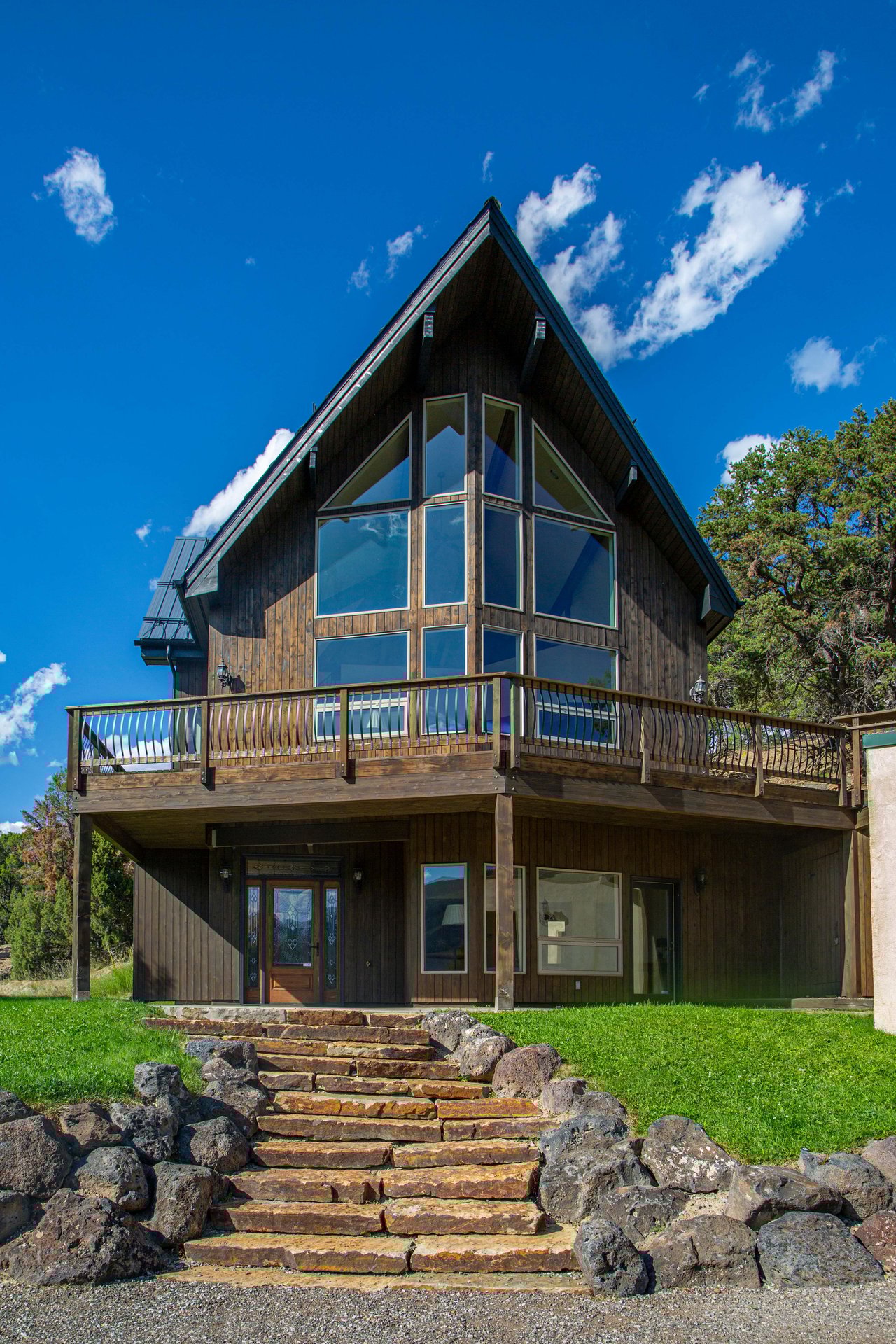 Centrally Located Mountain Chalet in Basalt 