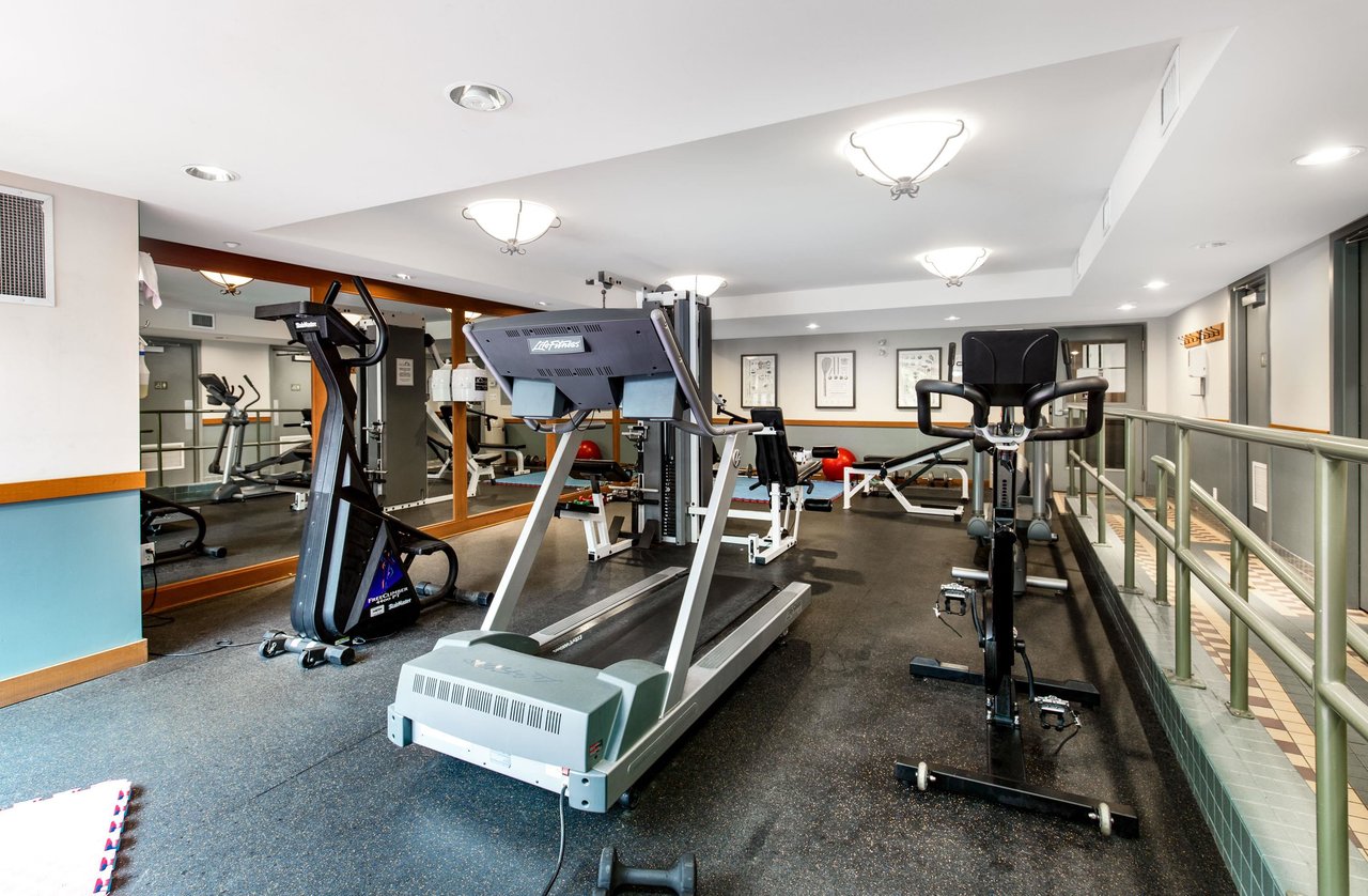 402-4660 Blackcomb Wy