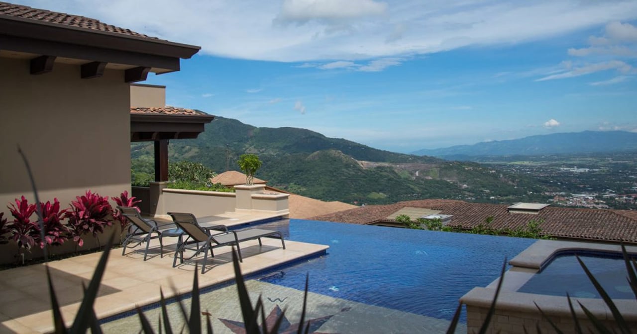 Private Hillside View Estate, Santa Ana, San Jose
