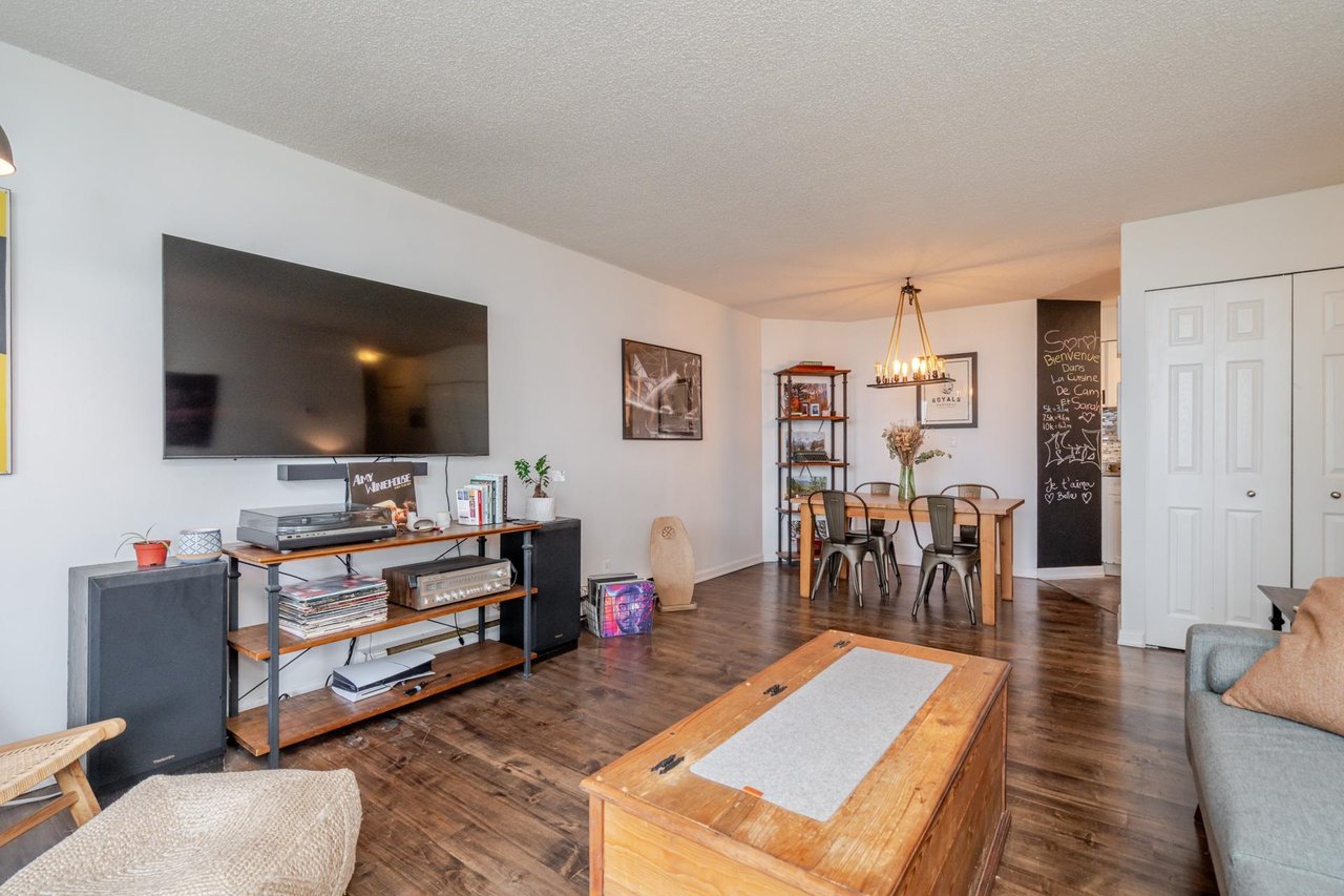 405-3760 Albert Street, Burnaby
