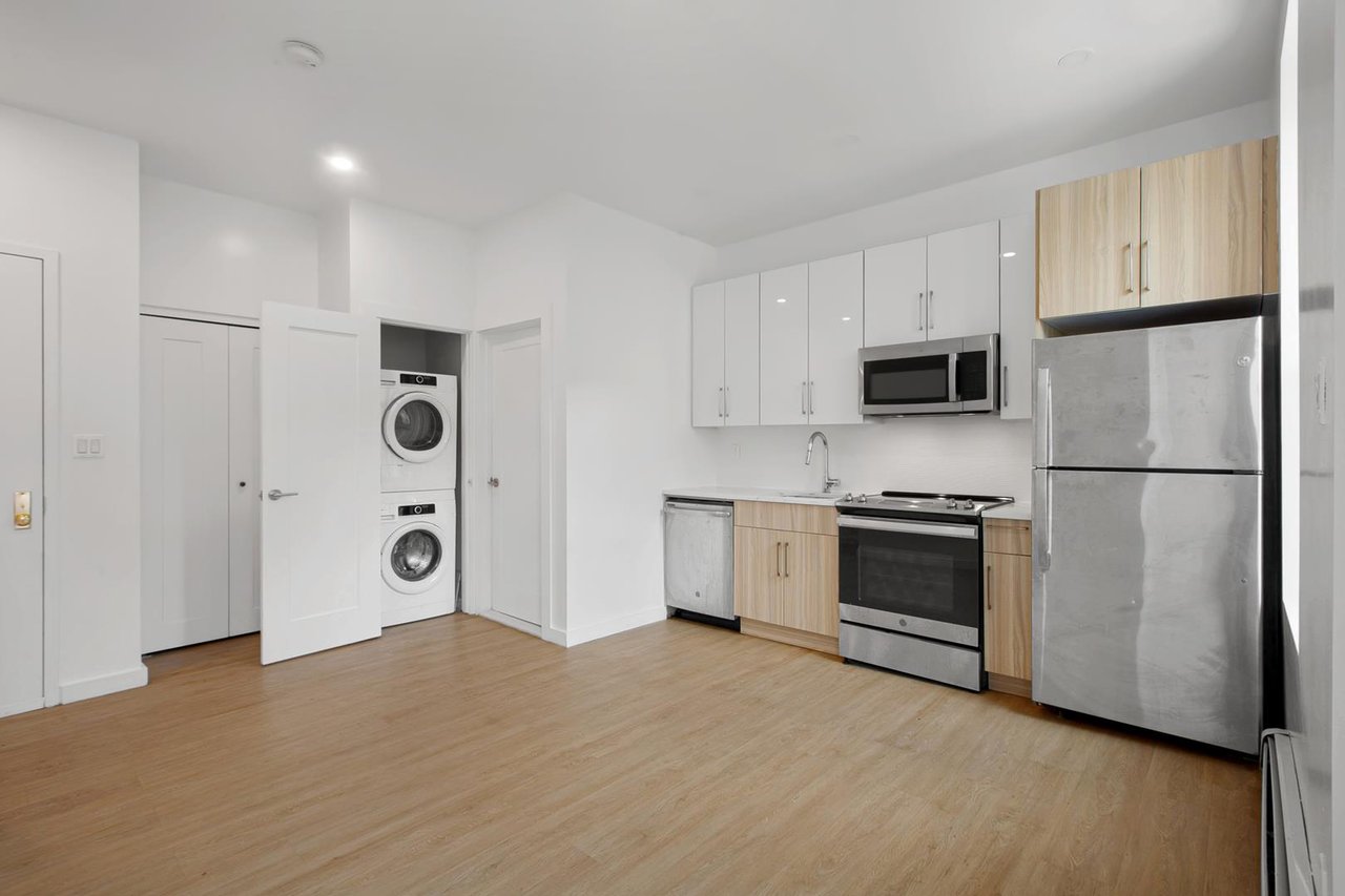 654 Putnam Avenue, Apt 2-F