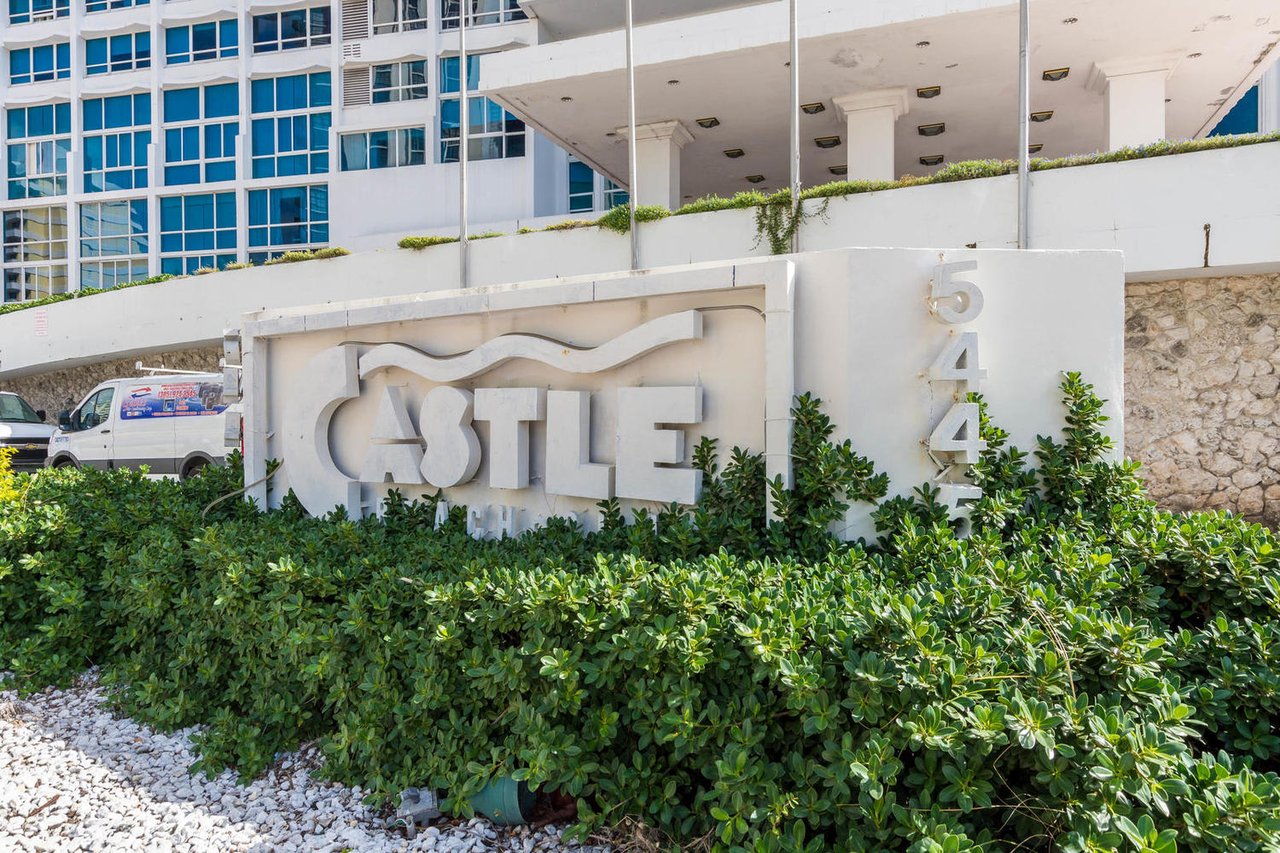 5445 Collins Ave Unit 834 Miami Beach : 