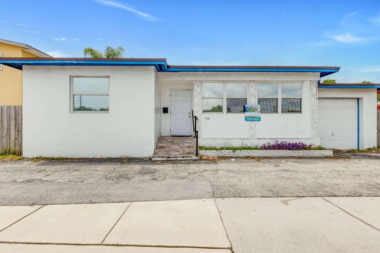 1844 Sheridan St Hollywood FL-33020