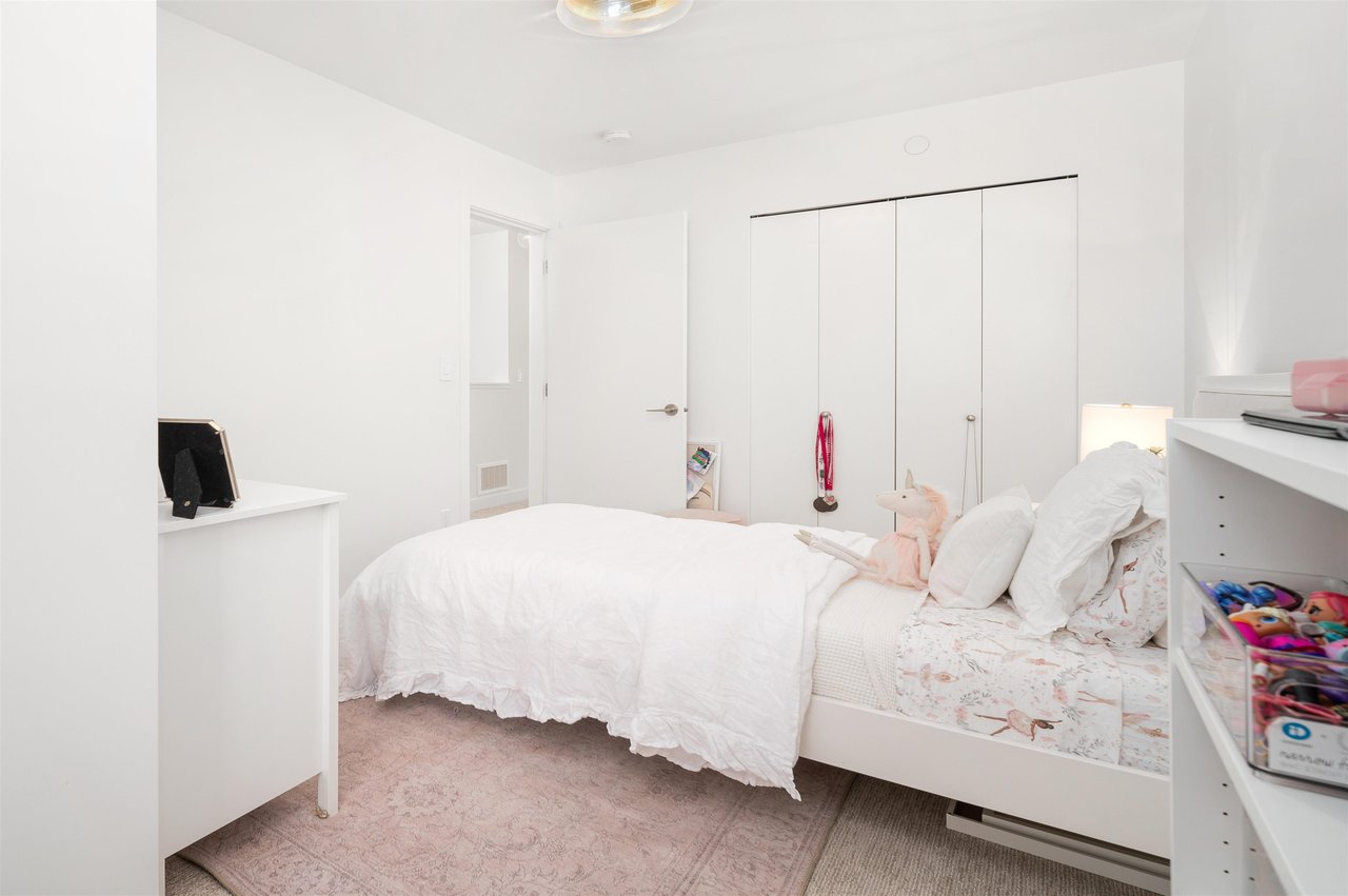 6-22810 113 Ave