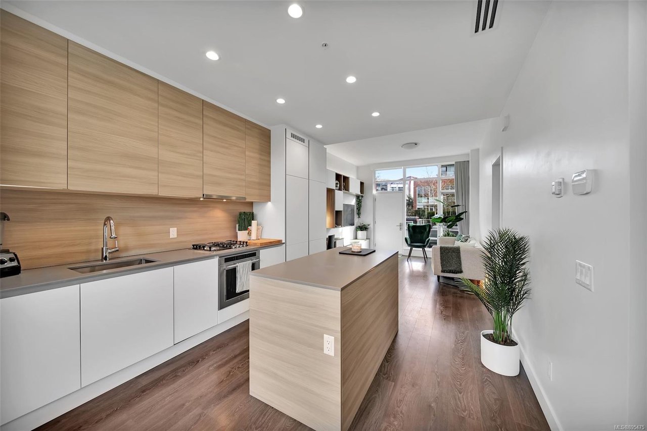 107-70 Saghalie Rd