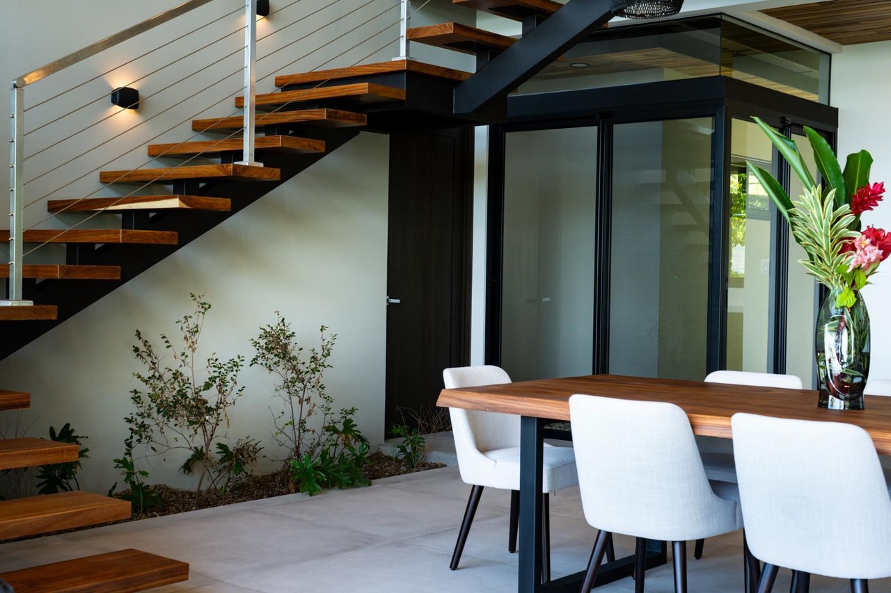 Secluded Tropical Modern Estate, Dominical, Puntarenas