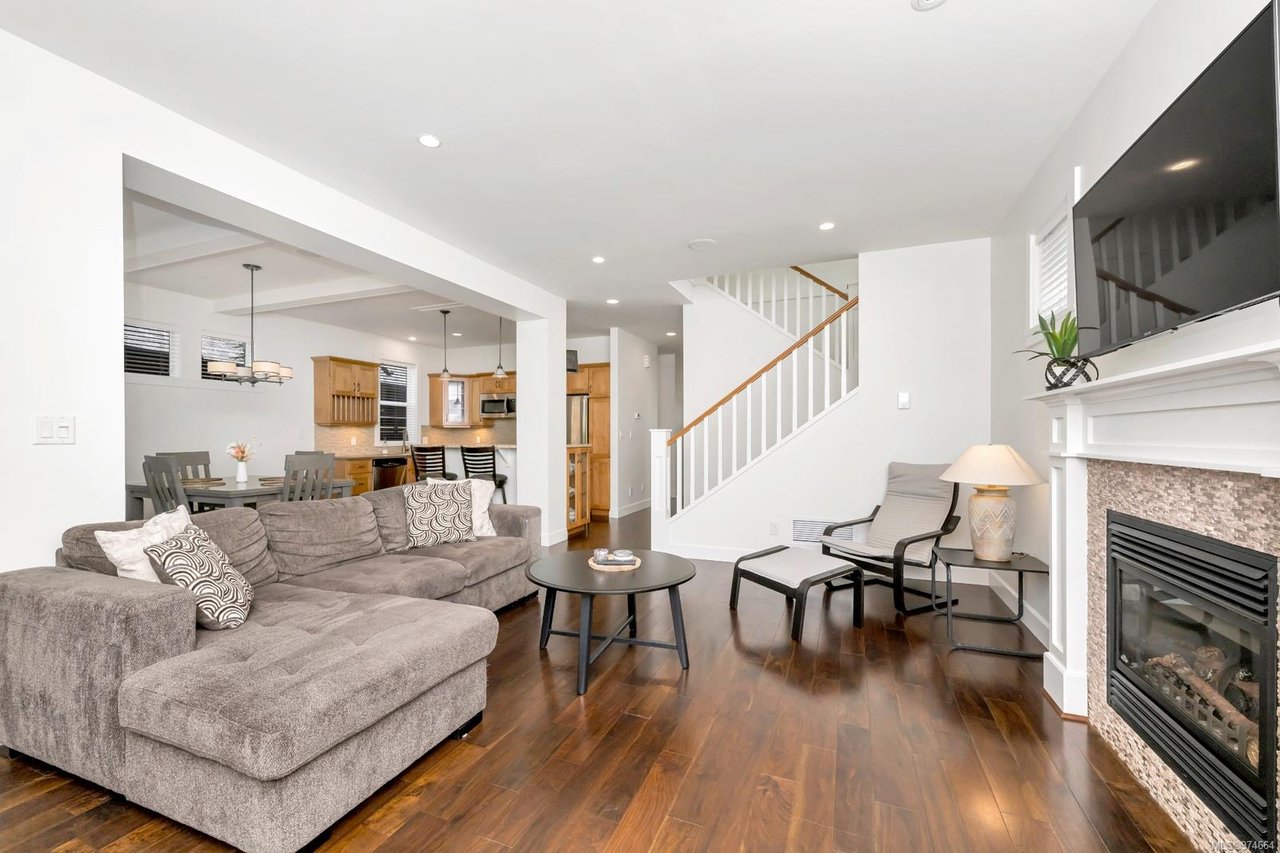 6556 Callumwood Ln