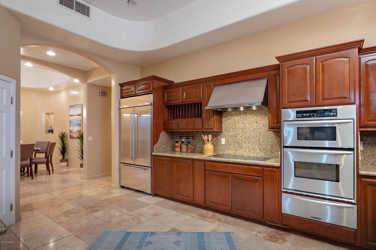 Exquisite Four Acre Estate