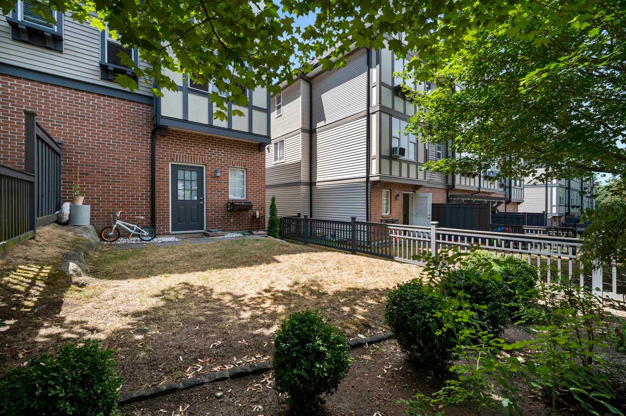17-8385 Delsom Wy
