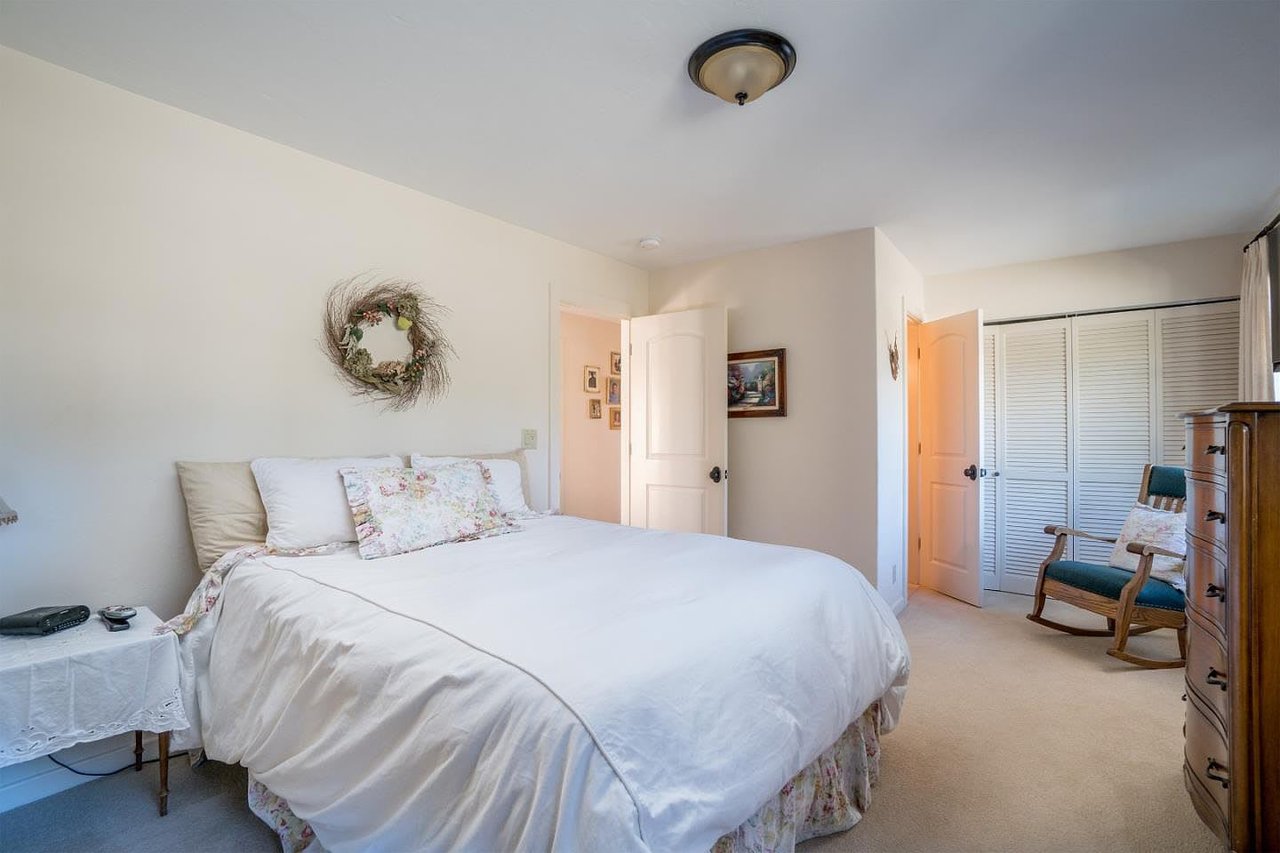 26269 Mesa Pl