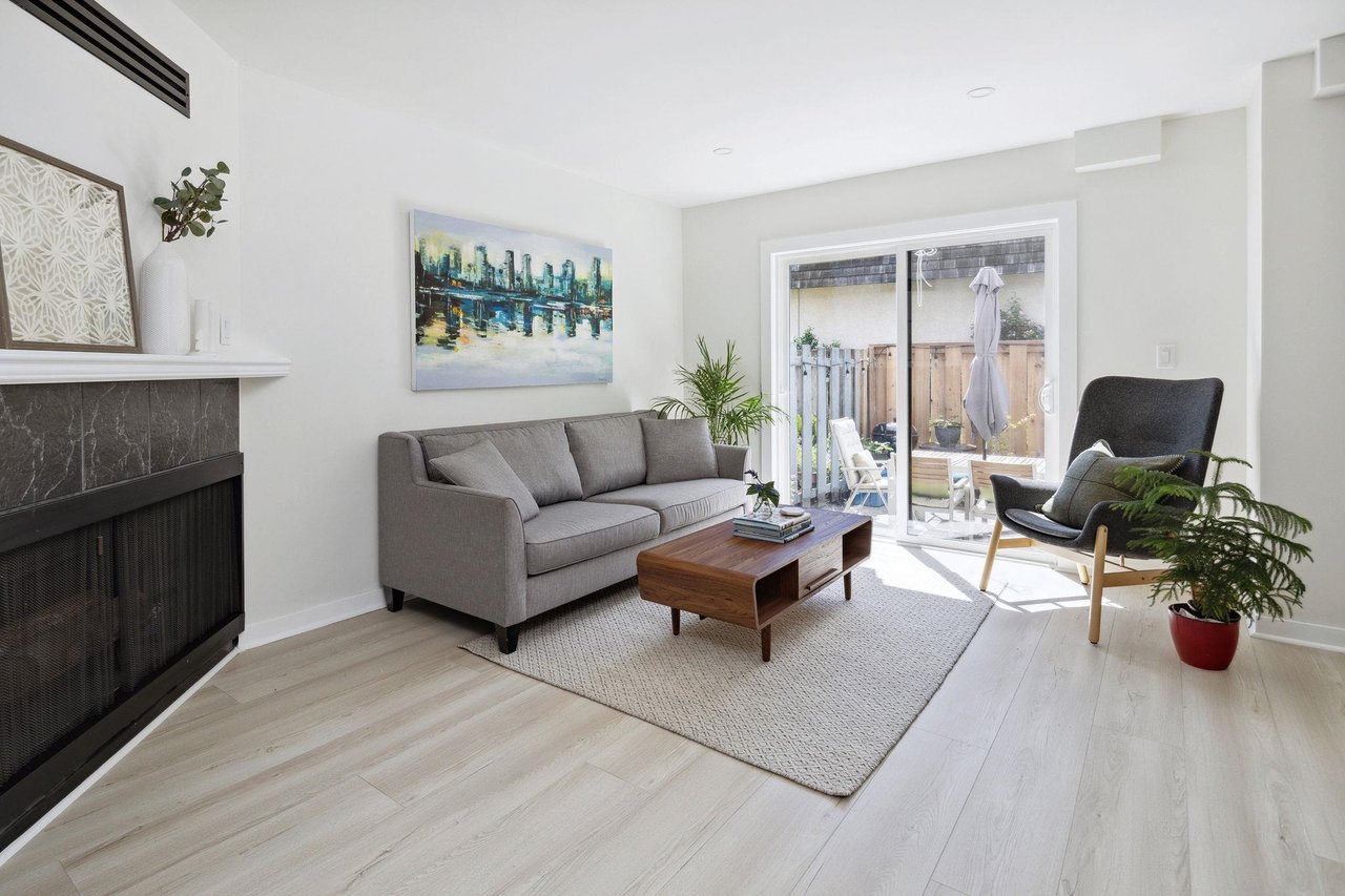 1206 Premier St