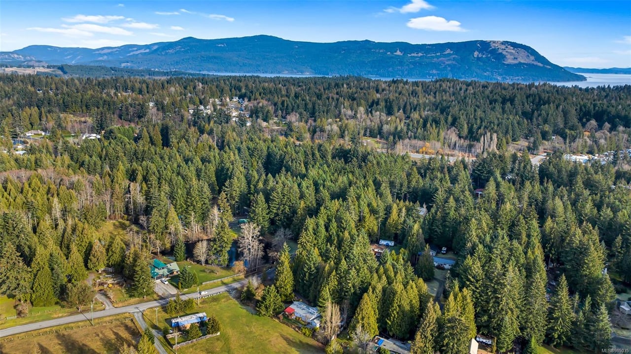 3398 Ridgeview Cres