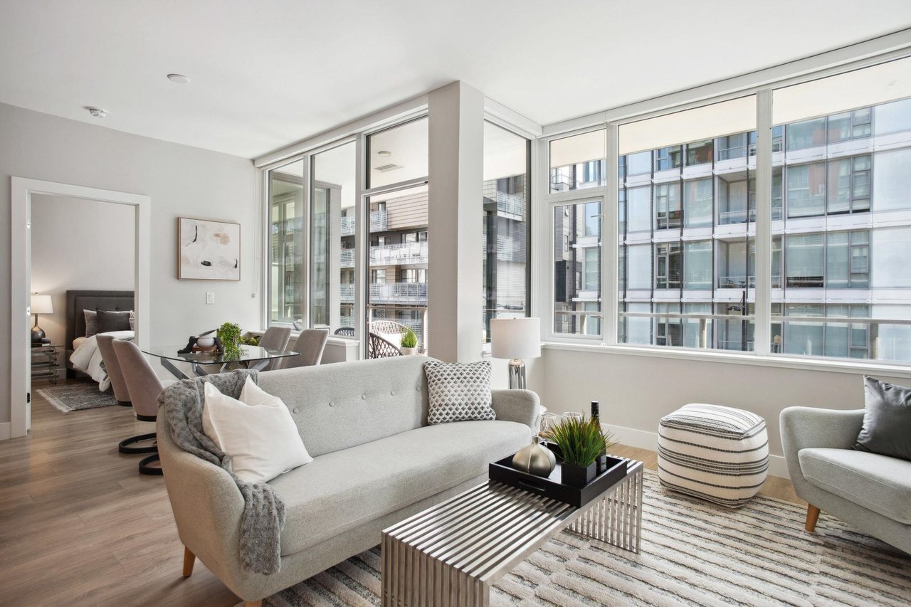 205-3451 Sawmill Cres