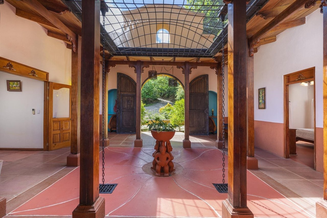 Colonial Mediterranean Ocean Villa, Nosara, Guanacaste
