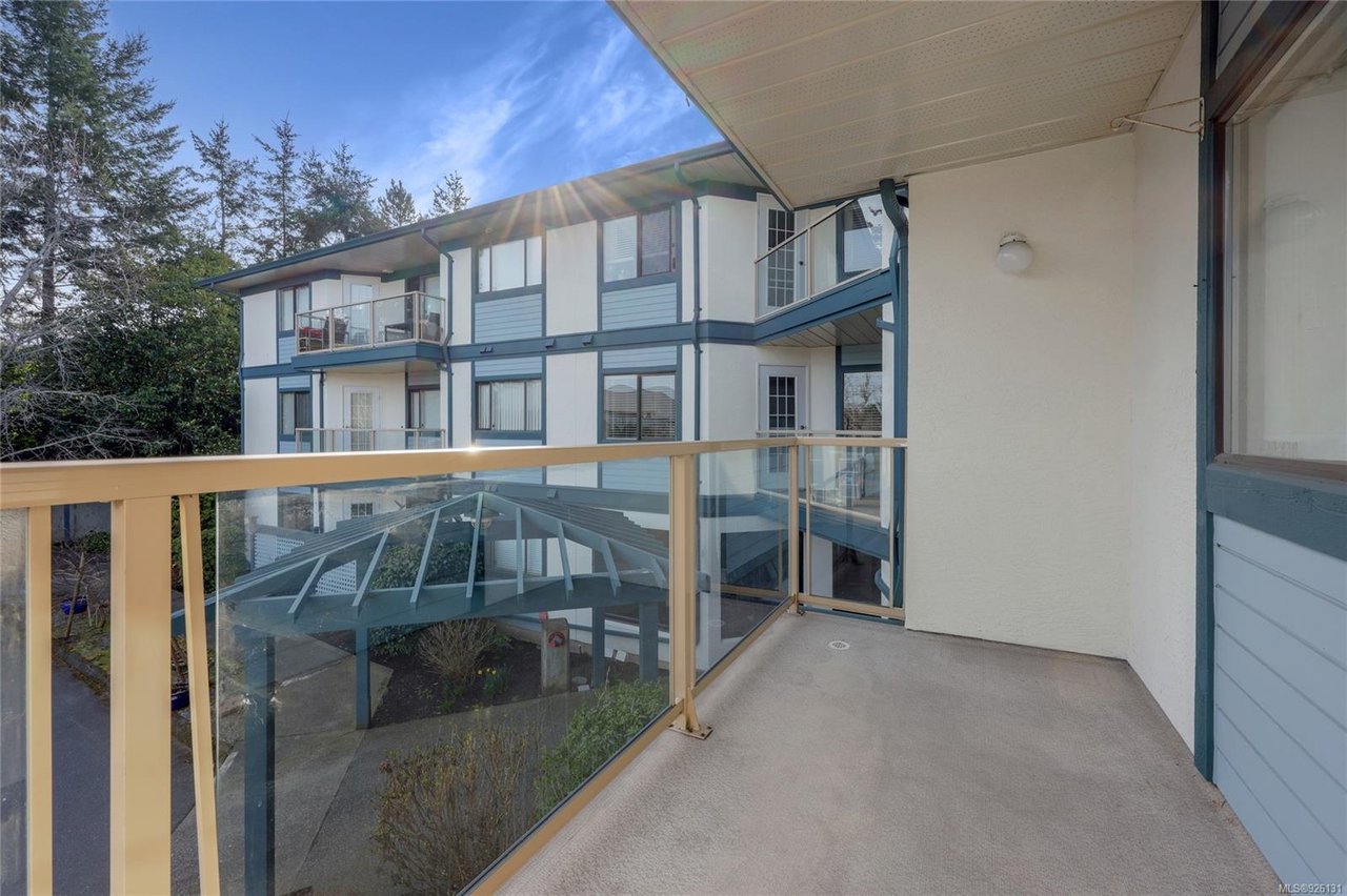 209-651 Jolly Pl