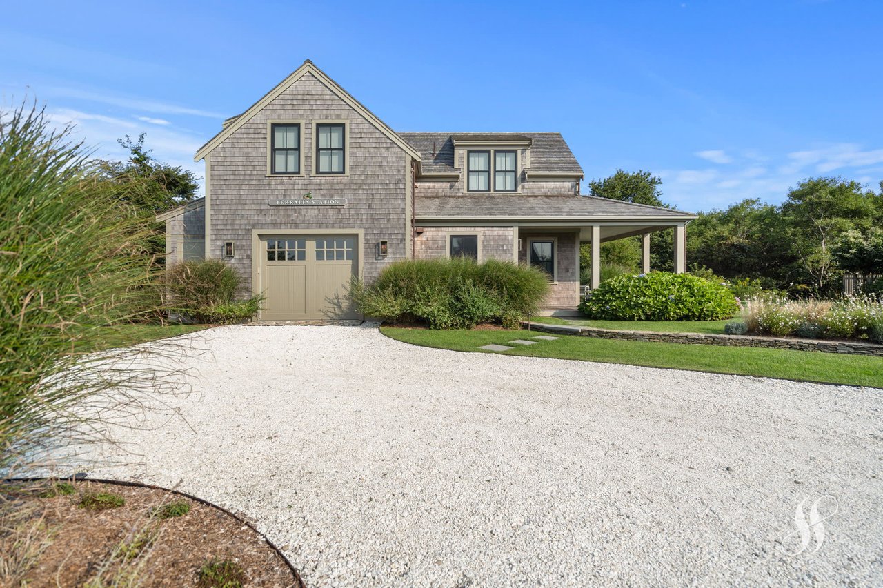 12A Oak Hollow Ln