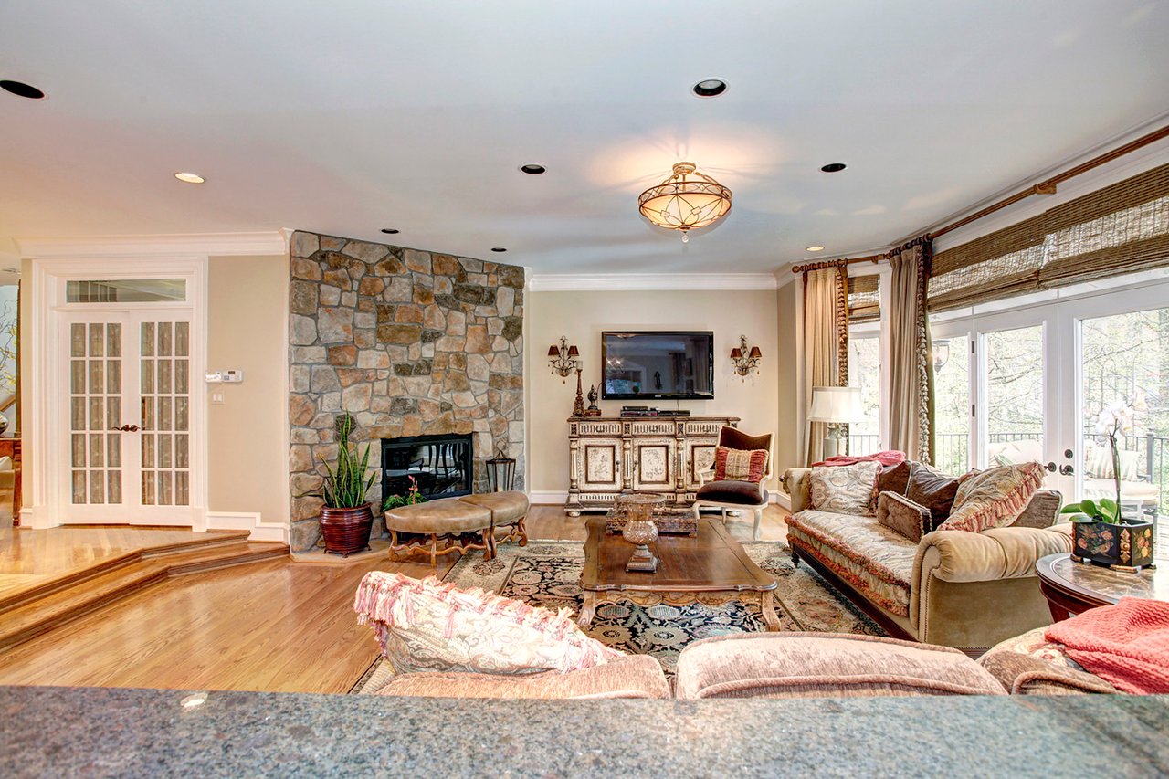9612 Eagle Ridge Dr