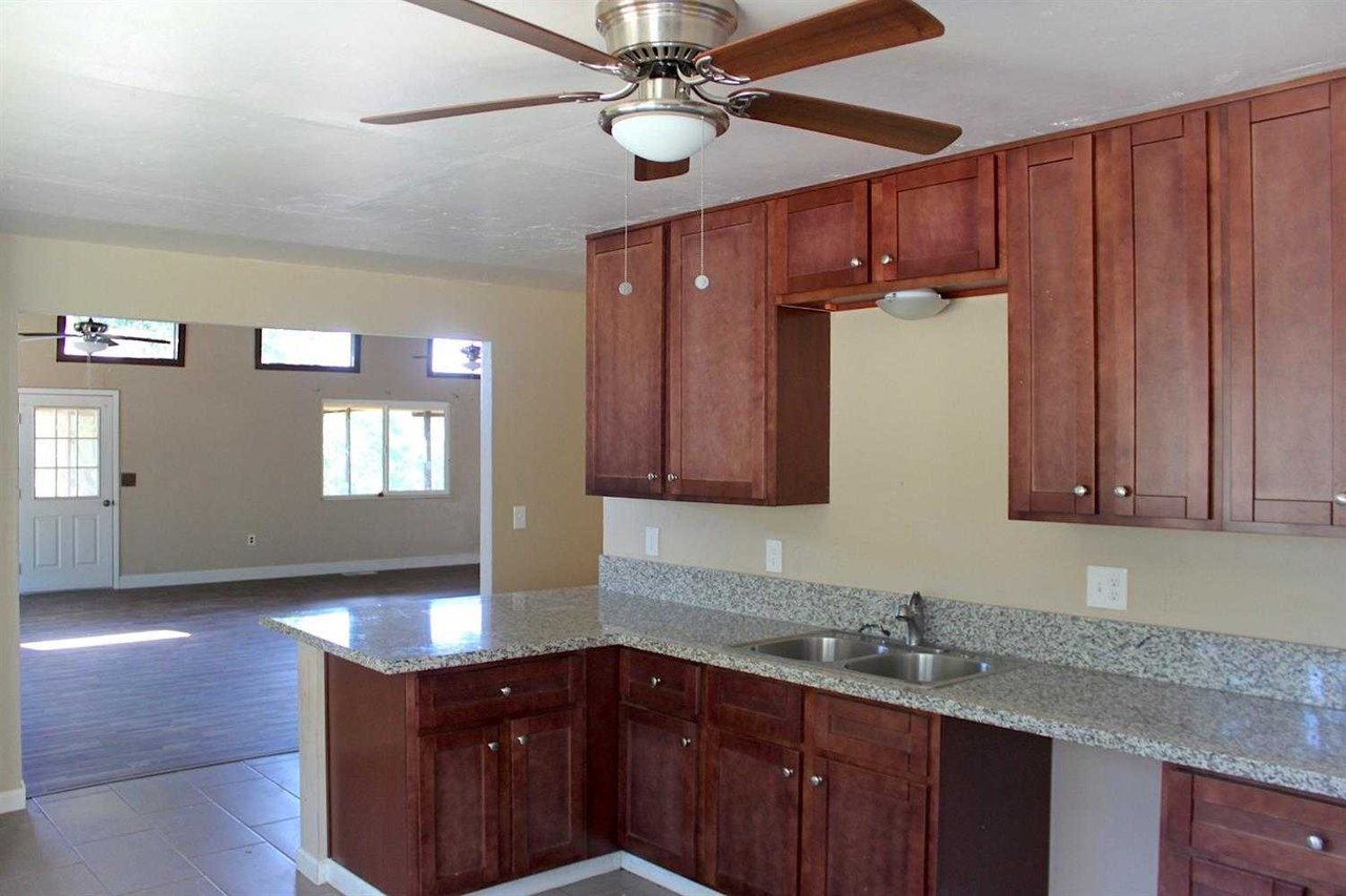 3416 Leckie Drive