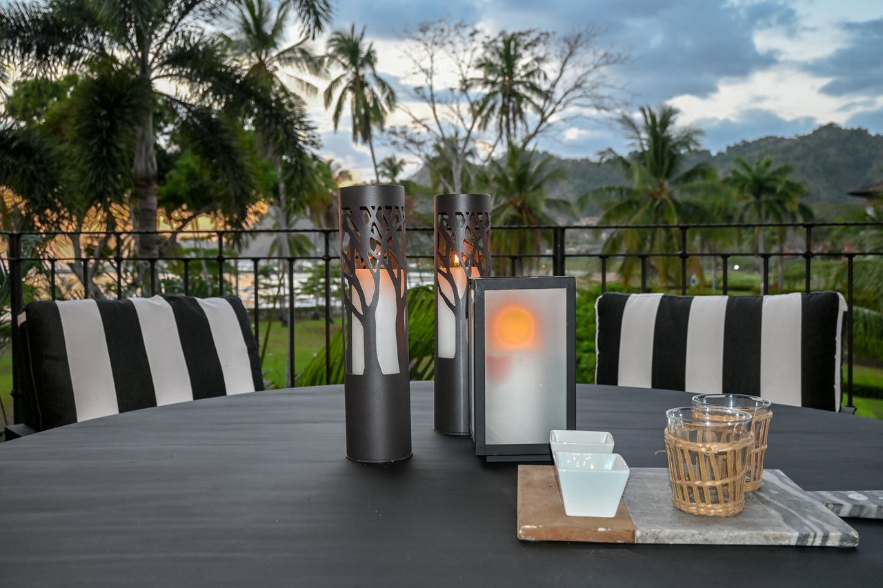 Upgraded Ocean View Condo, Los Suenos, Puntarenas