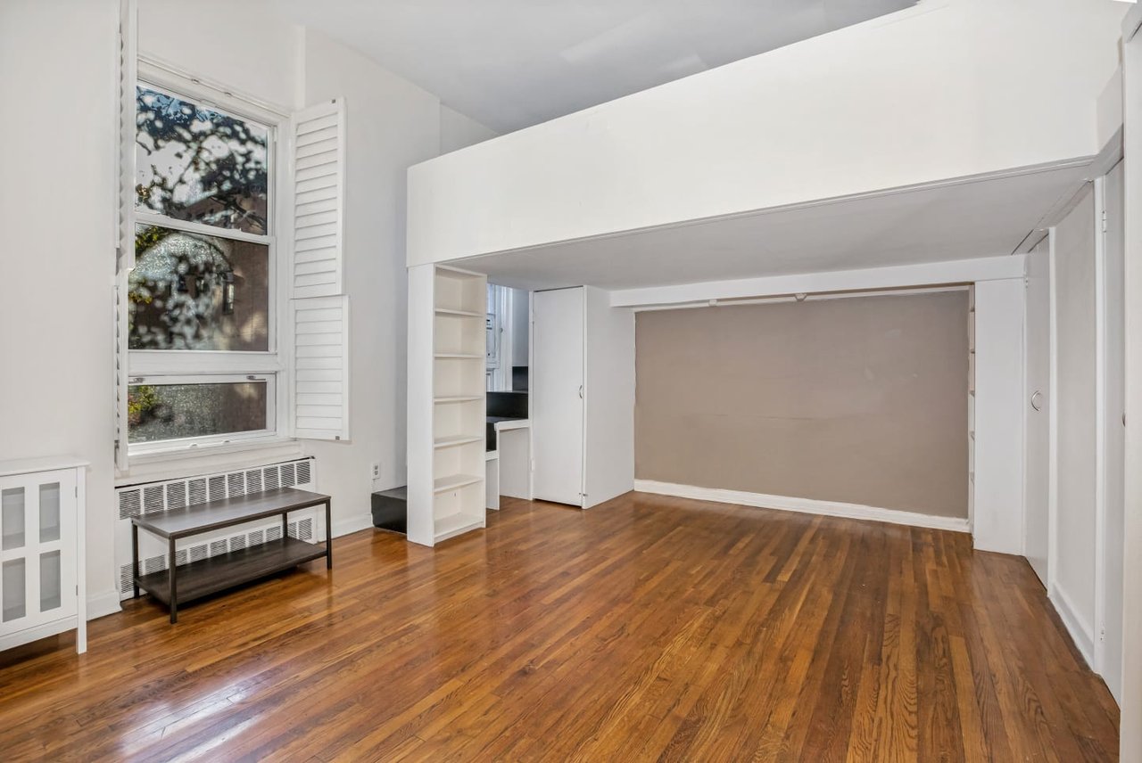 151 E 20th St, #2A