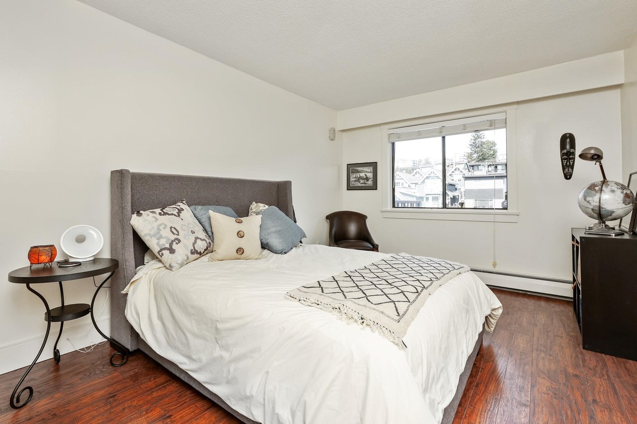 302-131 W 4th St