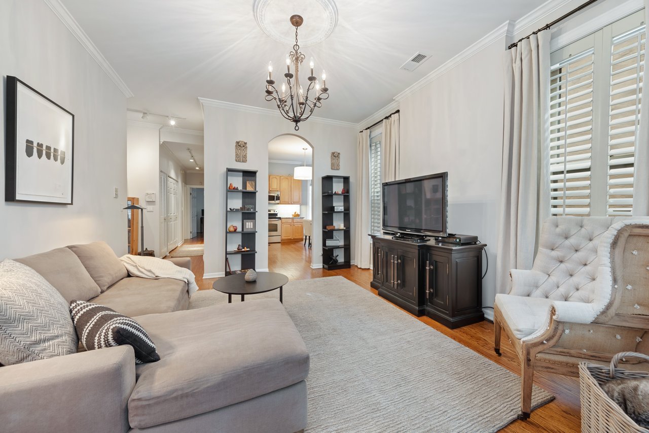 Bright and Spacious Home on Dearborn Street
