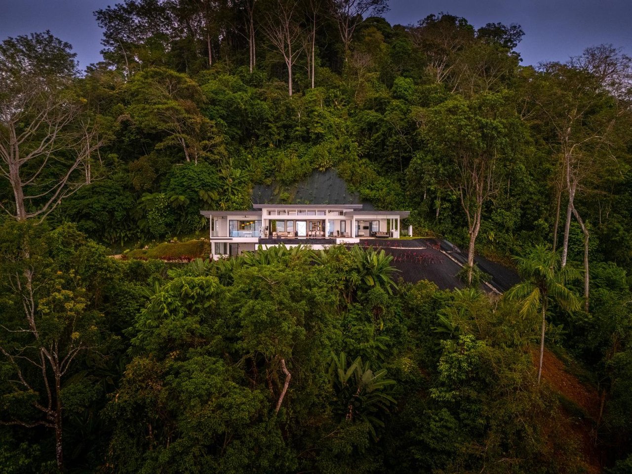 Private Solar Powered Ocean View Villa, Ojochal, Puntarenas