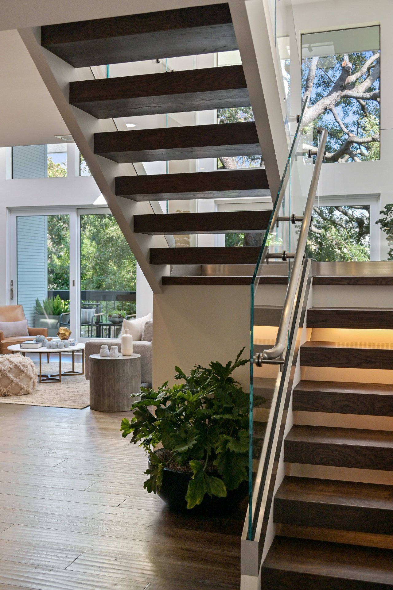 Stylish Duplex Penthouse Steps to Alta Plaza